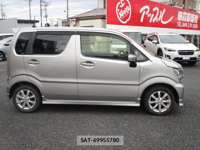 Suzuki WAGON R 2018-05 8662467-7