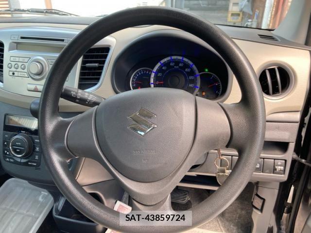 Suzuki WAGON R 2014-04 8667163-13