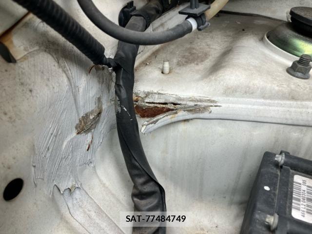 Suzuki WAGON R 2004-09 8662499-25