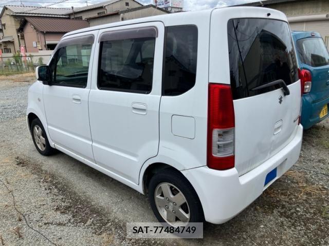 Suzuki WAGON R 2004-09 8662499-8