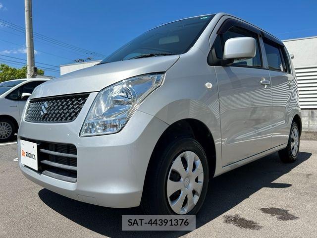 Suzuki WAGON R 2011-08 8686947-3