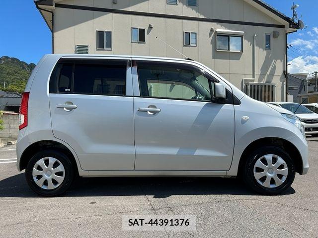 Suzuki WAGON R 2011-08 8686947-5