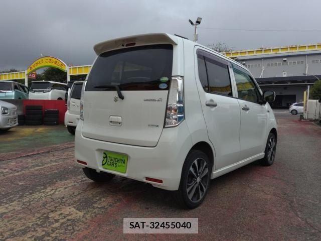 Suzuki WAGON R 2014-04 8686942-1