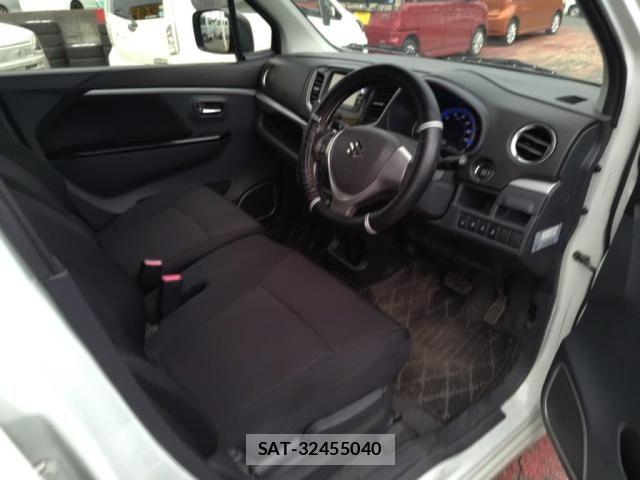 Suzuki WAGON R 2014-04 8686942-20