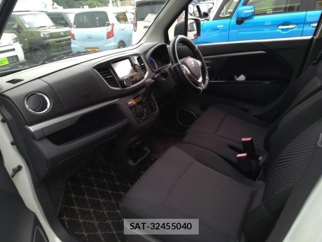 Suzuki WAGON R 2014-04 8686942-21
