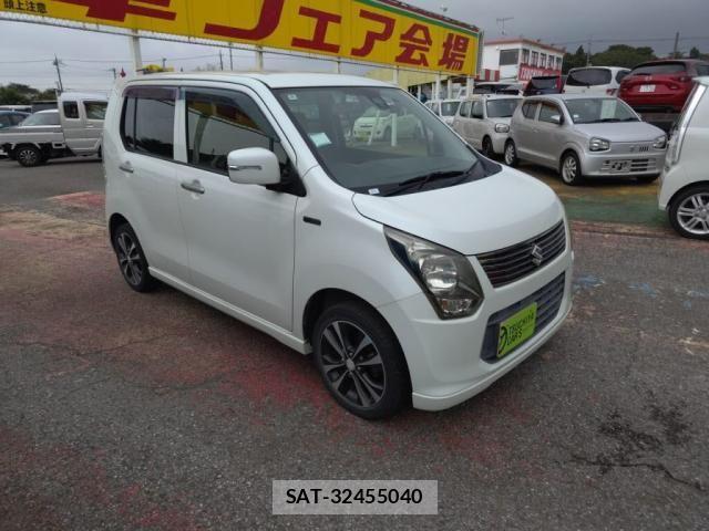 Suzuki WAGON R 2014-04 8686942-8