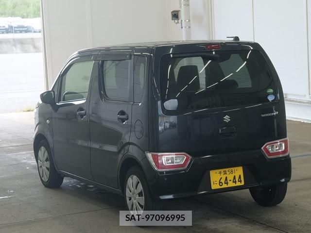 Suzuki WAGON R 2020-06 8678086-1