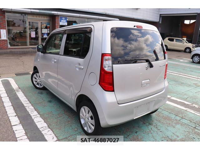 Suzuki WAGON R 2015-06 8746928-9