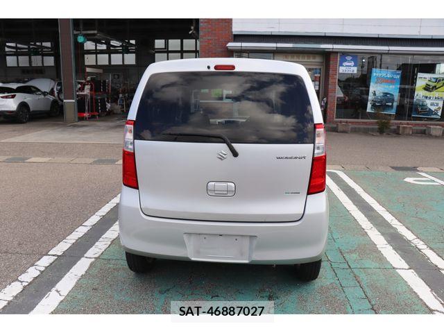Suzuki WAGON R 2015-06 8746928-6