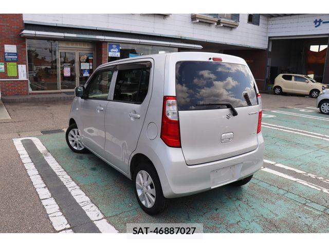 Suzuki WAGON R 2015-06 8746928-7