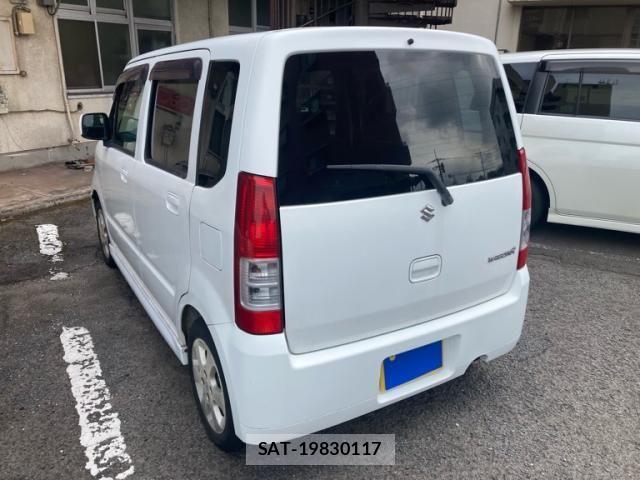 Suzuki WAGON R 2005-06 8746932-8