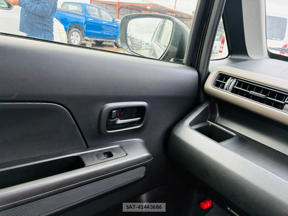Suzuki WAGON R 2025-06 8596799-21