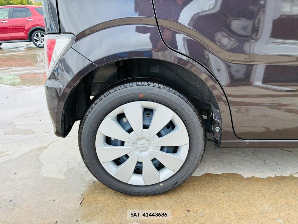 Suzuki WAGON R 2025-06 8596799-25