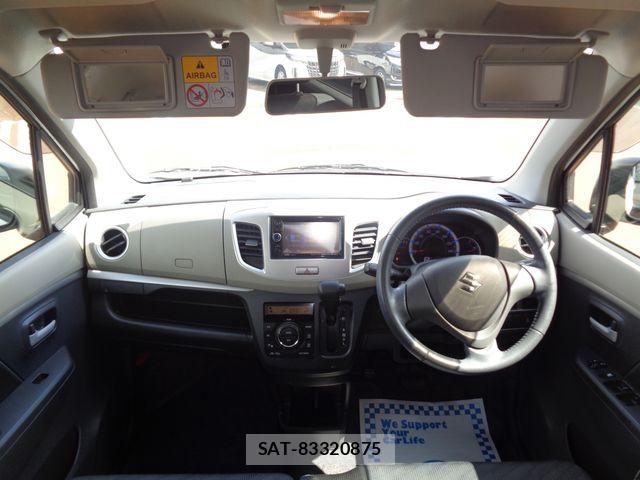 Suzuki WAGON R 2014-03 8746930-13