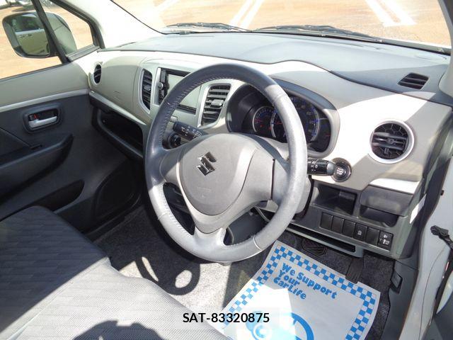 Suzuki WAGON R 2014-03 8746930-1
