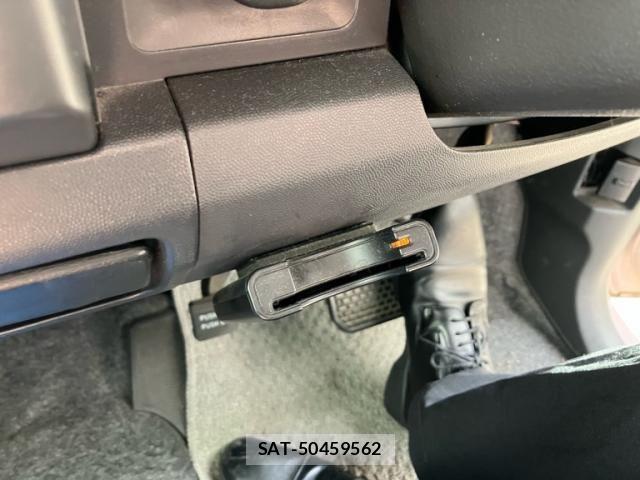 Suzuki WAGON R 2004-08 8746946-21