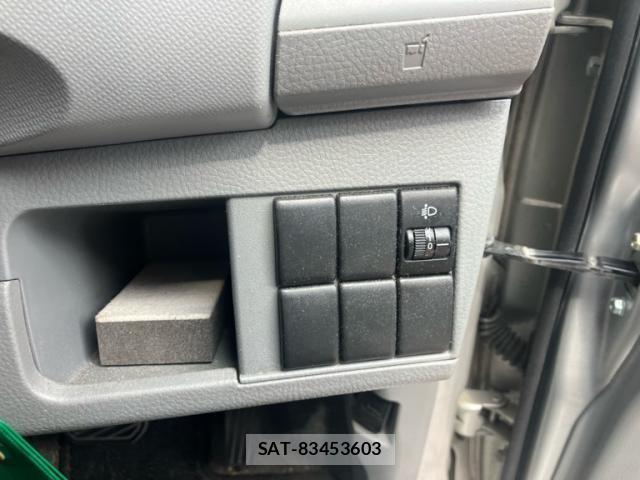 Suzuki WAGON R 2011-09 8782672-15