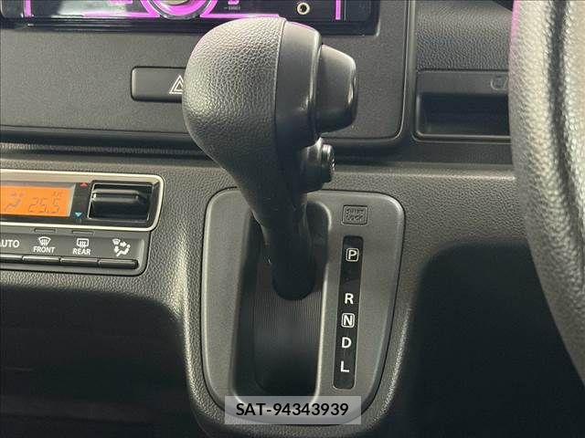Suzuki WAGON R 2018-03 8782652-7