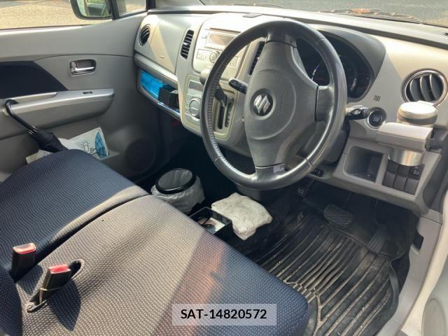 Suzuki WAGON R 2009-11 8797961-8