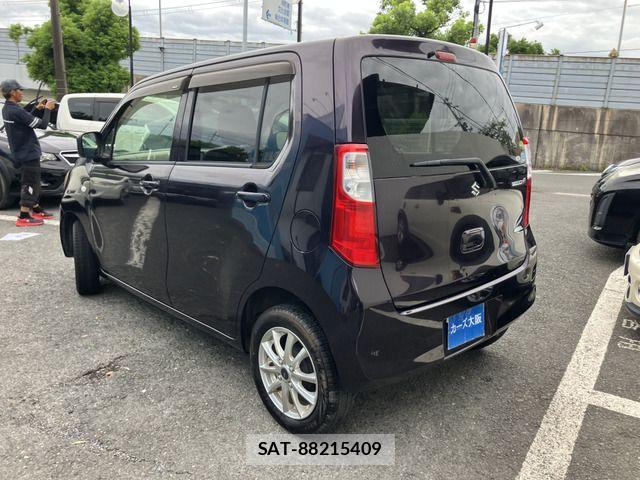 Suzuki WAGON R 2013-07 8797962-2