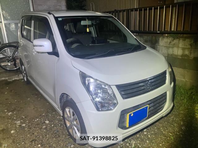 Suzuki WAGON R 2013-03 8797967-0