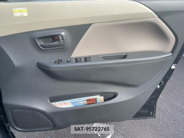 Suzuki WAGON R 2014-02 8832580-12