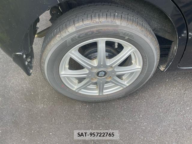 Suzuki WAGON R 2014-02 8832580-7