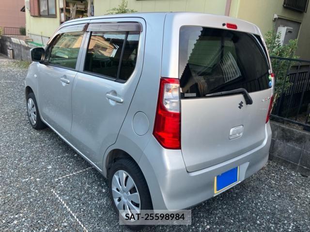 Suzuki WAGON R 2013-12 8832577-3