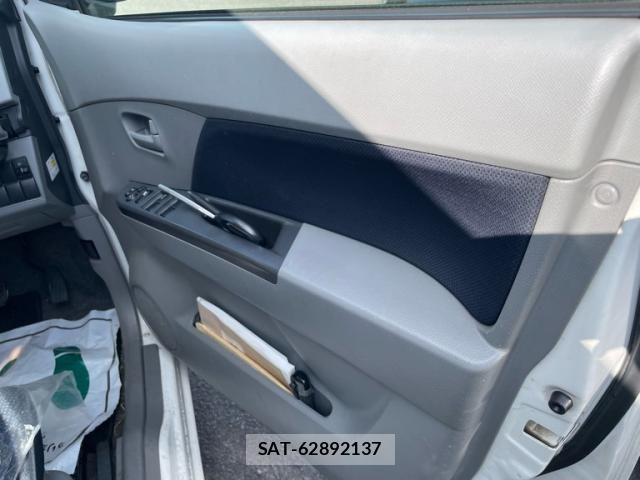 Suzuki WAGON R 2010-01 8832582-11