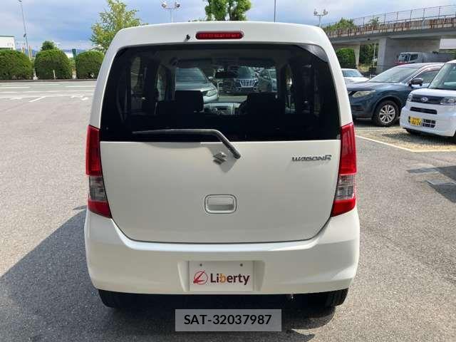 Suzuki WAGON R 2012-03 8832564-9