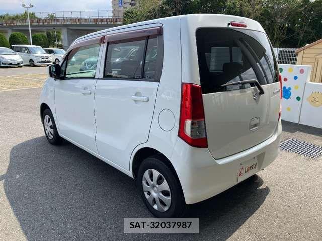 Suzuki WAGON R 2012-03 8832564-10