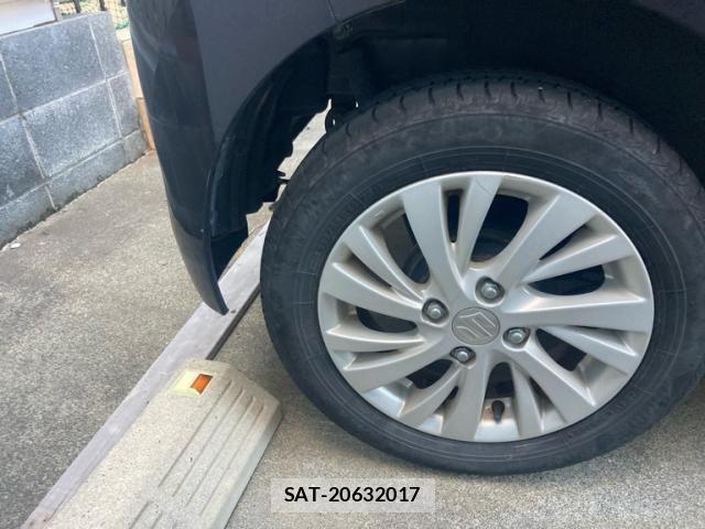 Suzuki WAGON R 2016-05 8832562-9