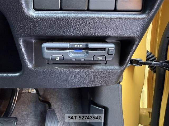 Suzuki WAGON R 2020-10 8832553-4