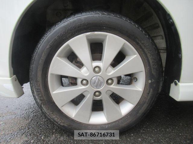 Suzuki WAGON R 2011-12 8832566-12