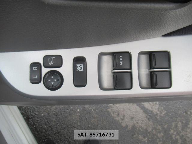 Suzuki WAGON R 2011-12 8832566-25