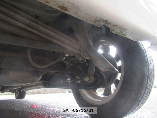 Suzuki WAGON R 2011-12 8832566-29