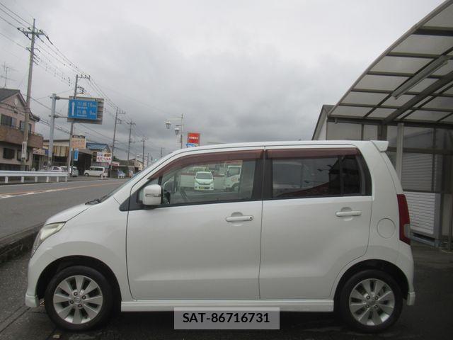 Suzuki WAGON R 2011-12 8832566-3