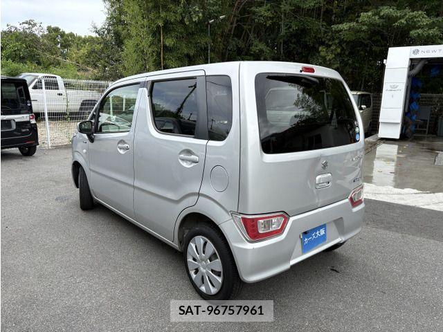 Suzuki WAGON R 2017-07 8832561-2