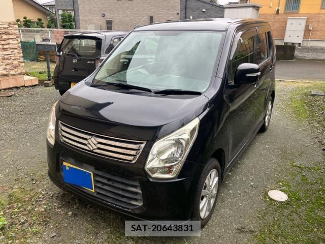 Suzuki WAGON R 2013-08 8832569-0