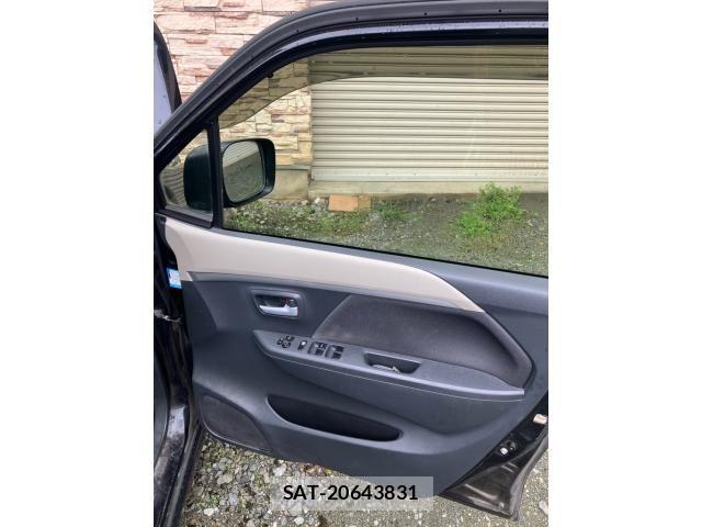 Suzuki WAGON R 2013-08 8832569-15