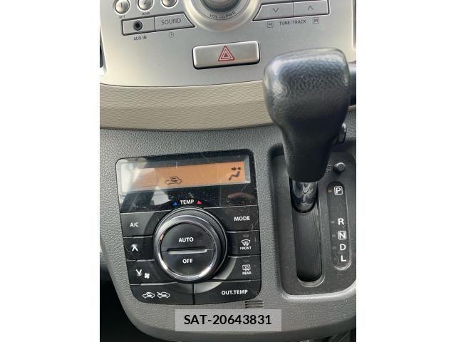 Suzuki WAGON R 2013-08 8832569-24