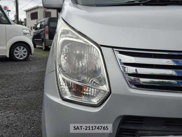 Suzuki WAGON R 2013-05 8832560-12