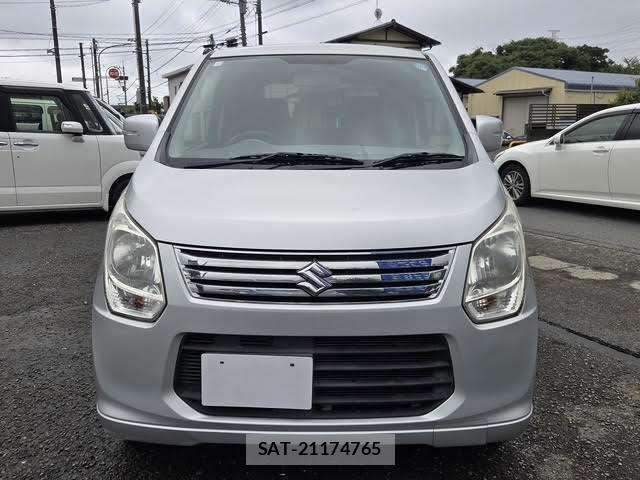Suzuki WAGON R 2013-05 8832560-5