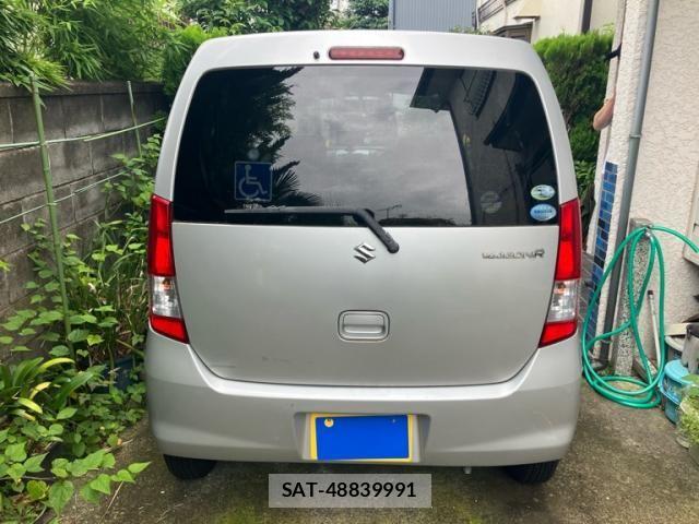 Suzuki WAGON R 2011-12 8851123-6