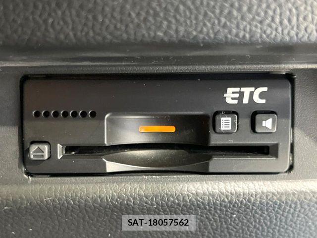 Suzuki WAGON R 2018-02 8851111-6