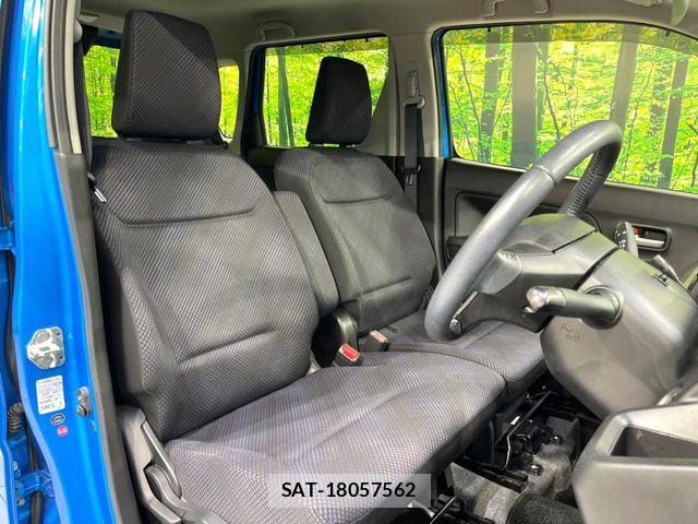 Suzuki WAGON R 2018-02 8851111-7