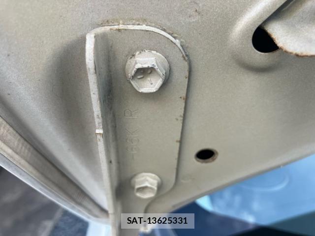 Suzuki WAGON R 2009-10 8851121-19