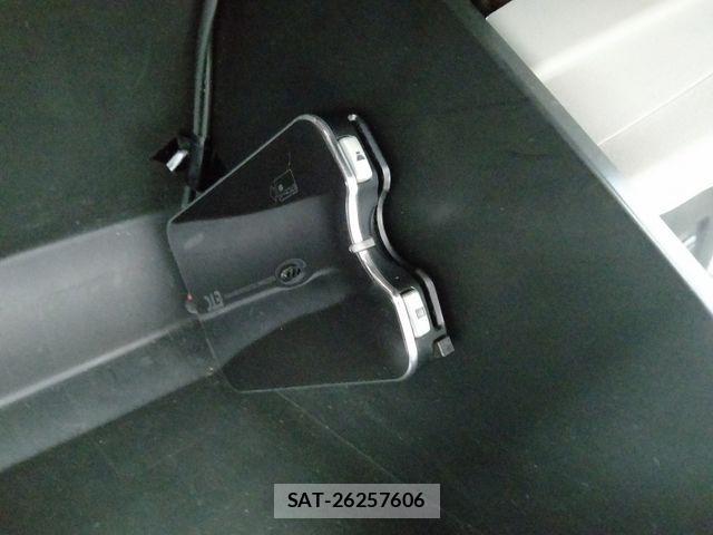 Suzuki WAGON R 2017-09 8851114-25