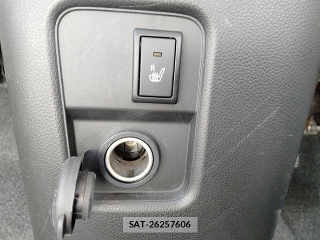 Suzuki WAGON R 2017-09 8851114-29
