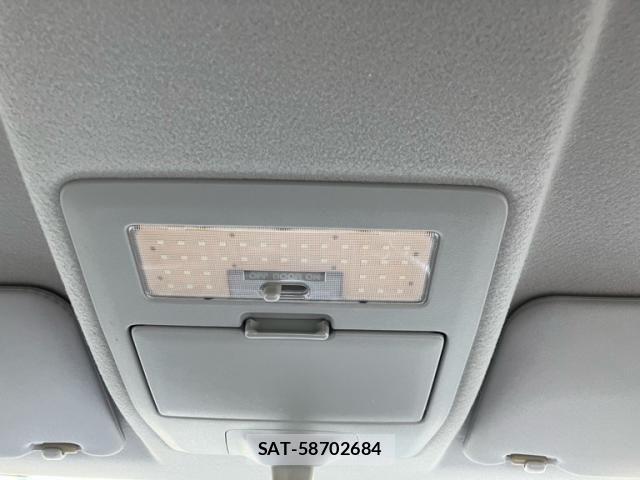 Suzuki WAGON R 2011-10 8851120-13